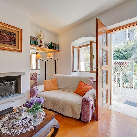 Appartamento Miorelli Torbole Sul Garda ภายนอก รูปภาพ