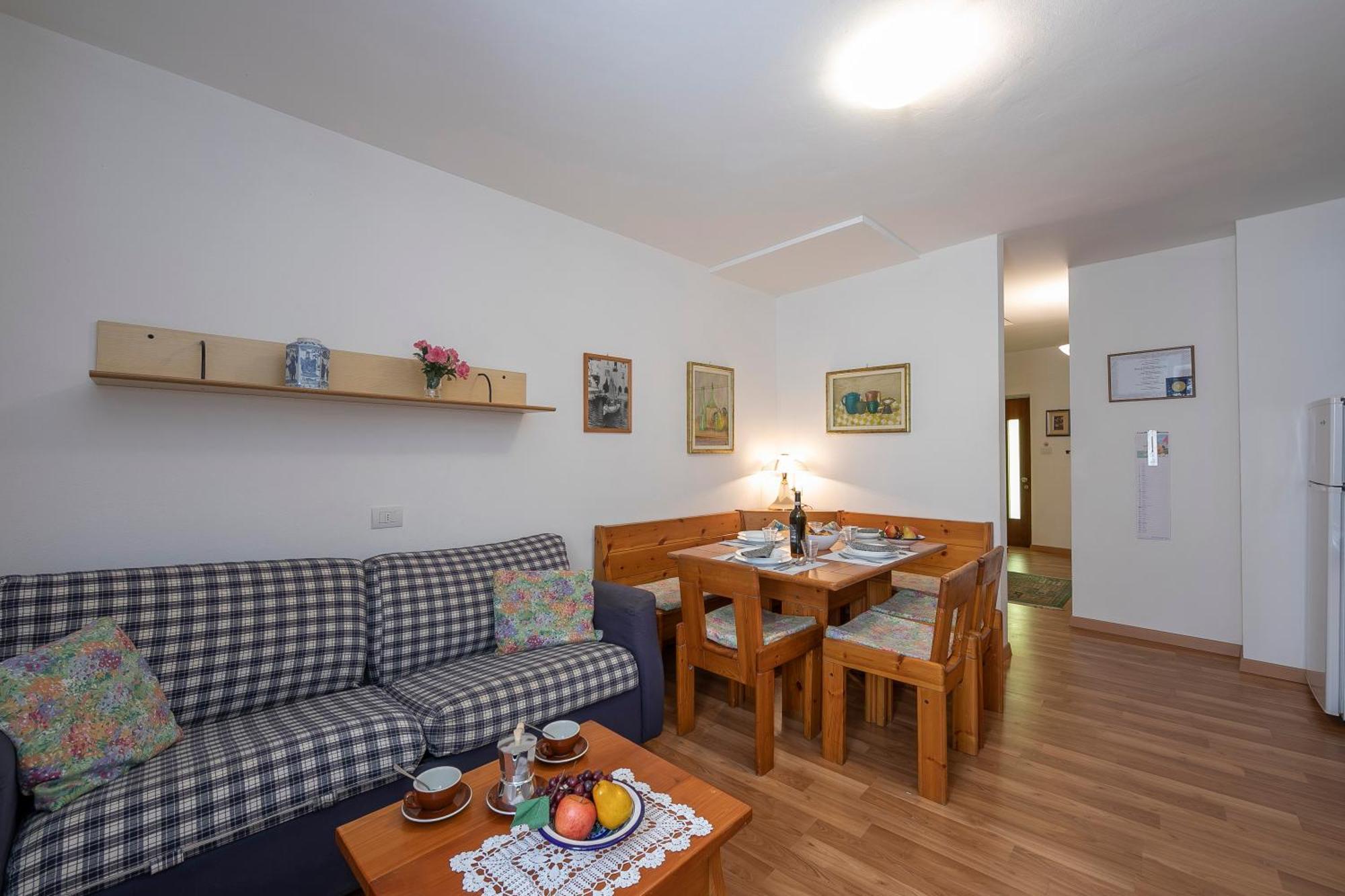 Appartamento Miorelli Torbole Sul Garda ภายนอก รูปภาพ