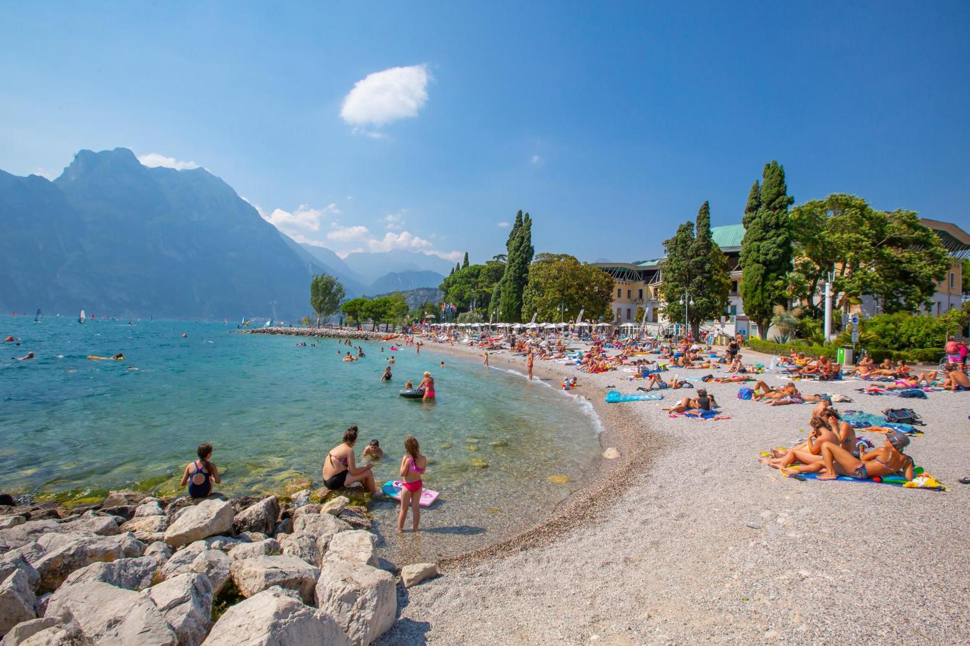 Appartamento Miorelli Torbole Sul Garda ภายนอก รูปภาพ
