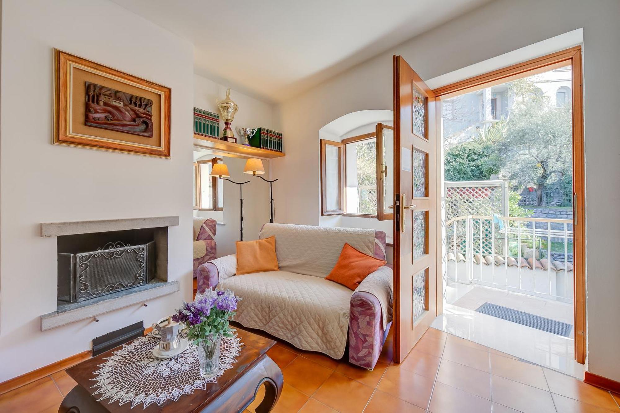 Appartamento Miorelli Torbole Sul Garda ภายนอก รูปภาพ