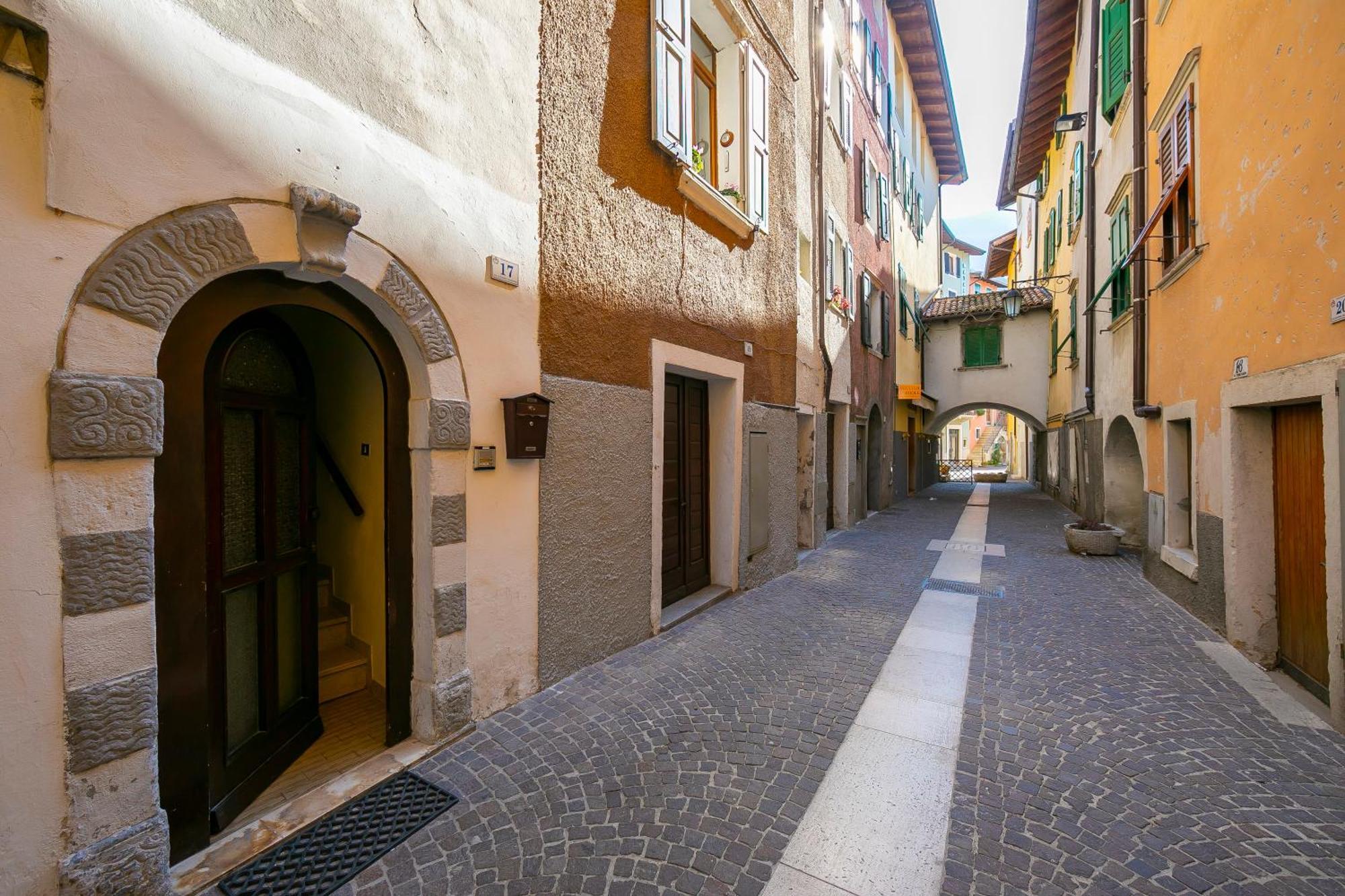 Appartamento Miorelli Torbole Sul Garda ภายนอก รูปภาพ